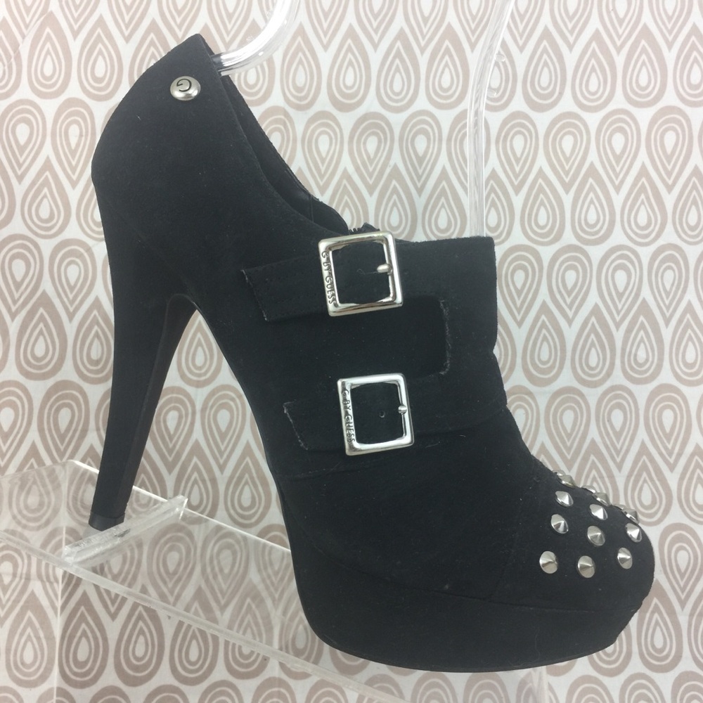 G By Guess Womens Black Studded Heels Size 10M S99